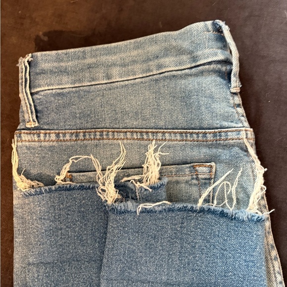 MOTHER High Waisted Looker Ankle Fray Blue Jeans in Thrilling Shots - Picture 11 of 11